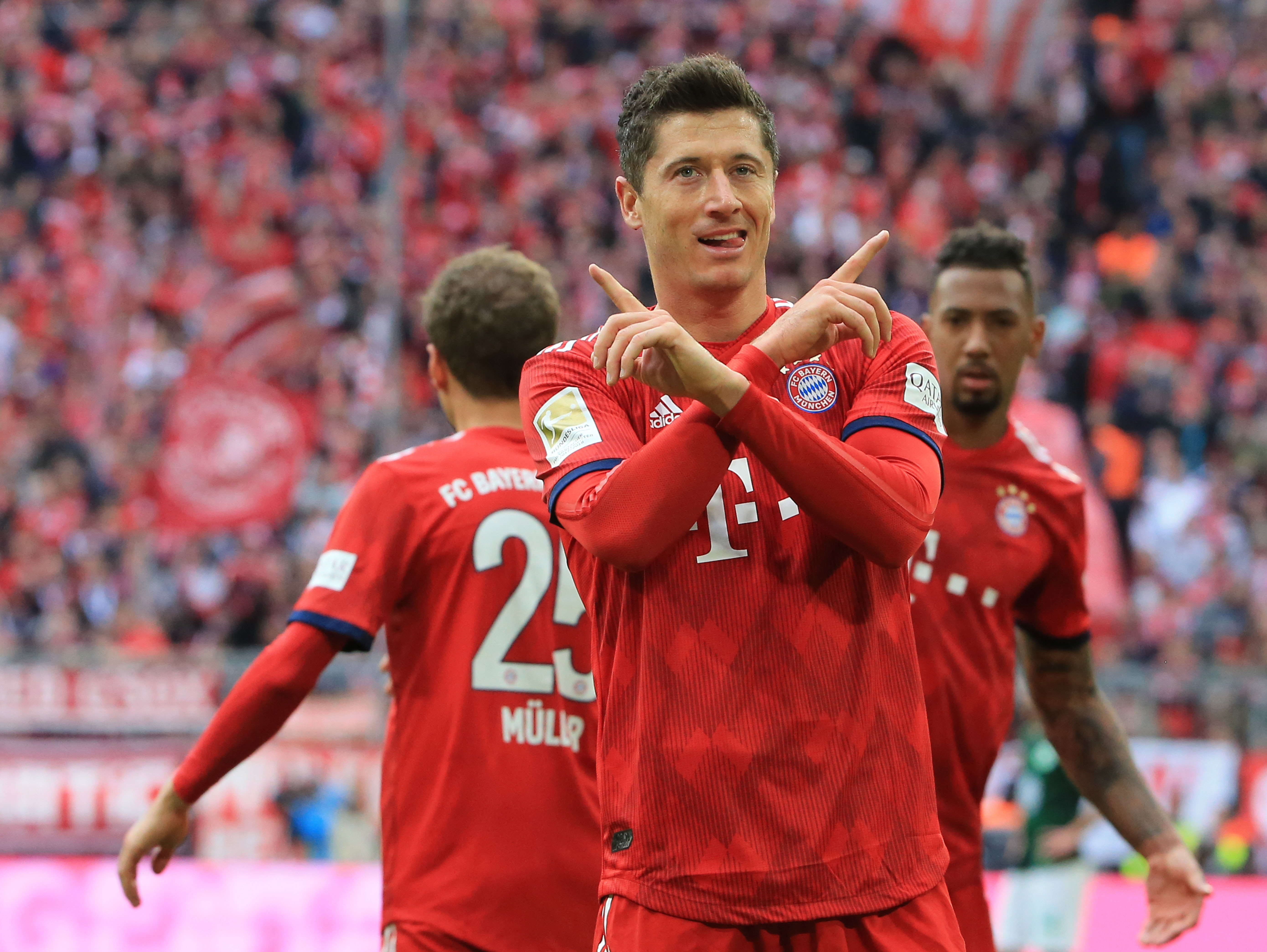 [NBA]詹姆斯长传前场 戴维斯接球轻松扣篮.